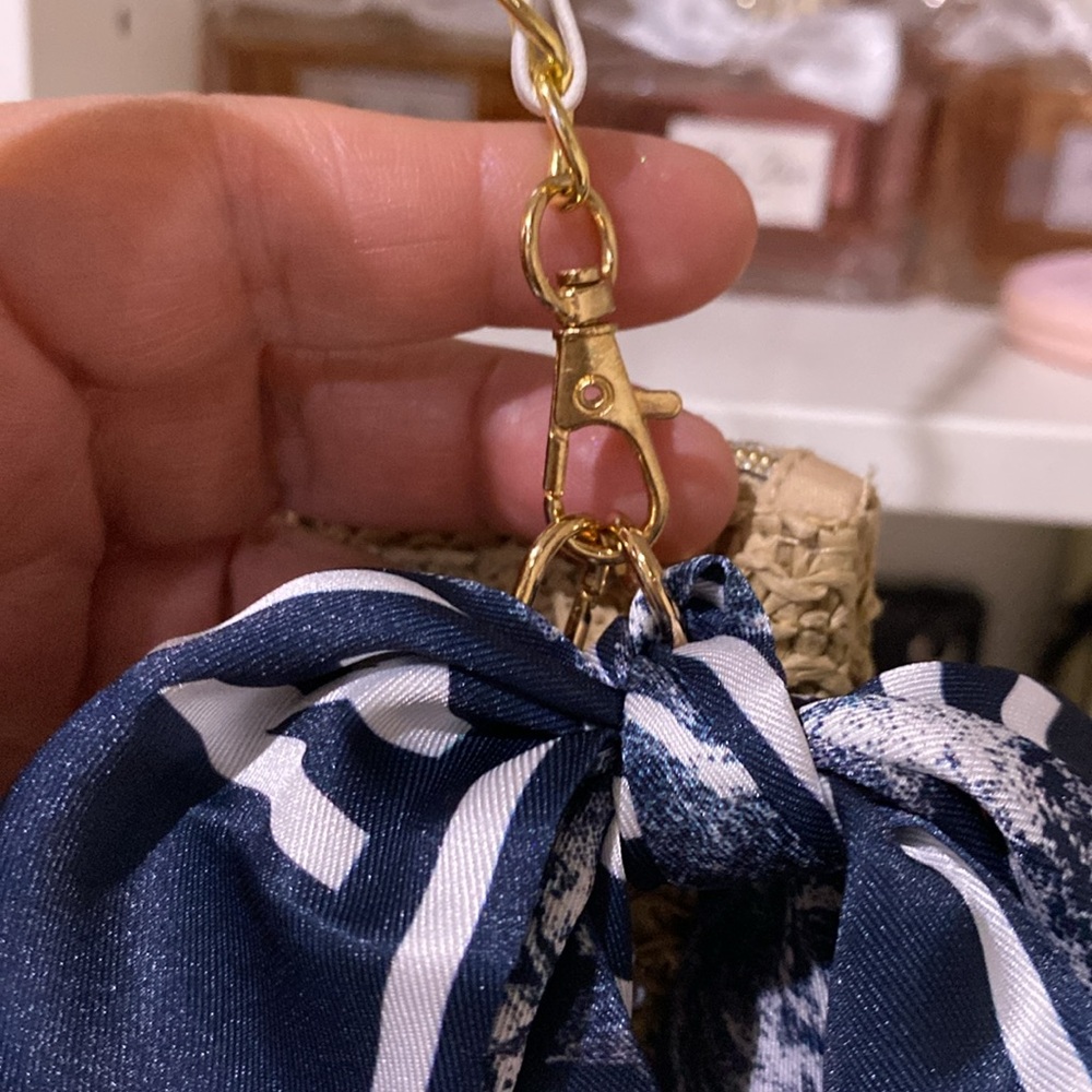 Dior Raffia Pouch - Picture 10 of 11